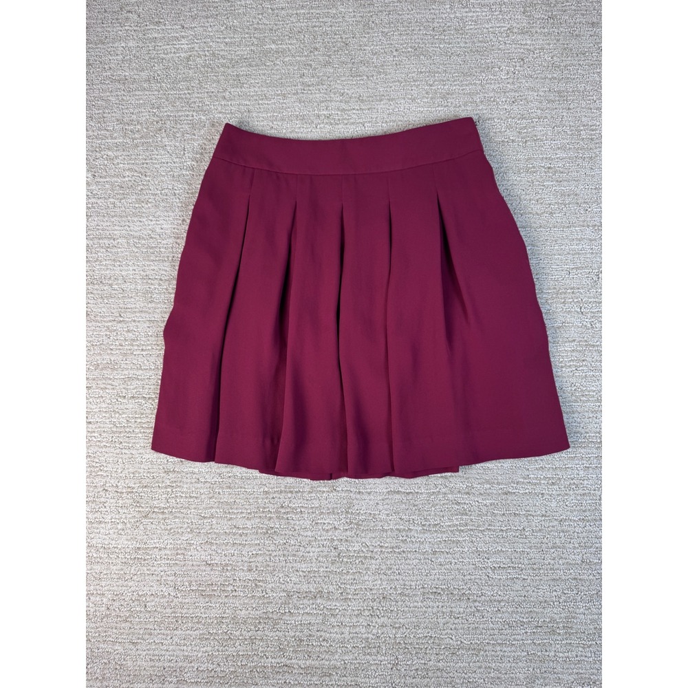 Banana Republic Burgundy Pleated Mini Skirt Size 0 Wine Red Lined Back Zip